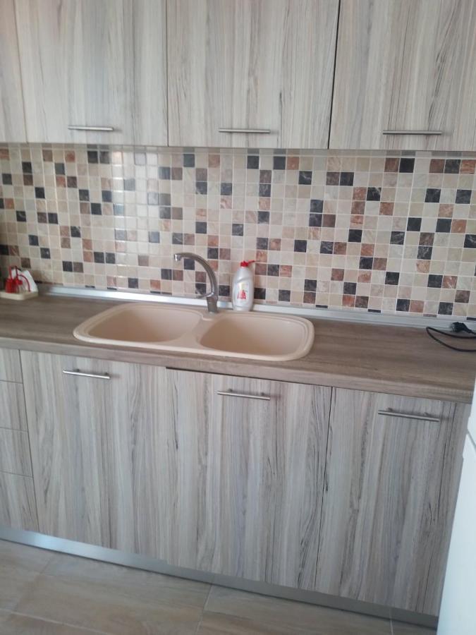 Acropolis View Apartment لايميناس المظهر الخارجي الصورة